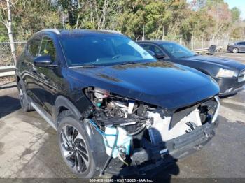  Salvage Hyundai TUCSON