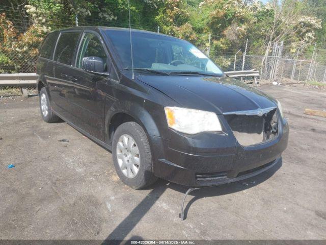  Salvage Chrysler Town & Country