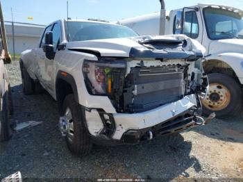  Salvage General Motors Sierra 3500HD
