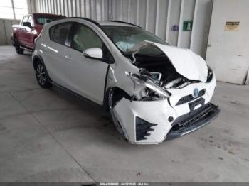  Salvage Toyota Prius c