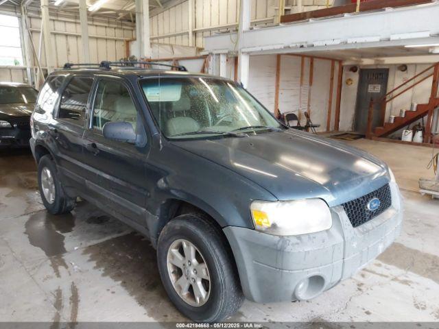  Salvage Ford Escape