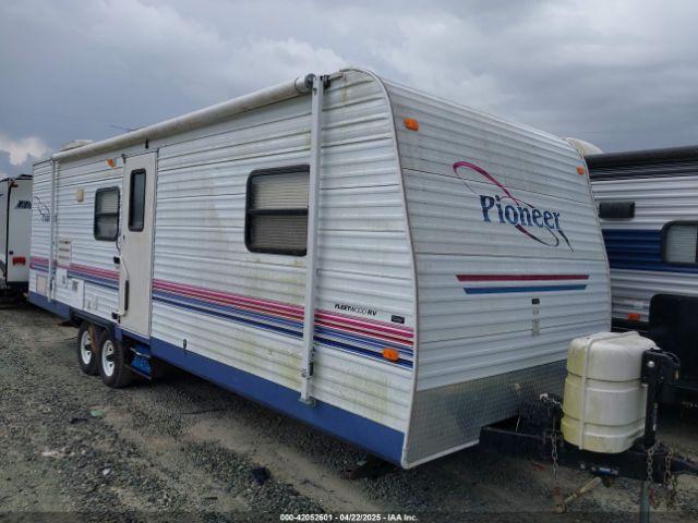  Salvage Fleetwood Pioneer
