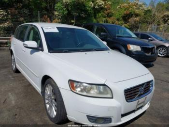  Salvage Volvo V50