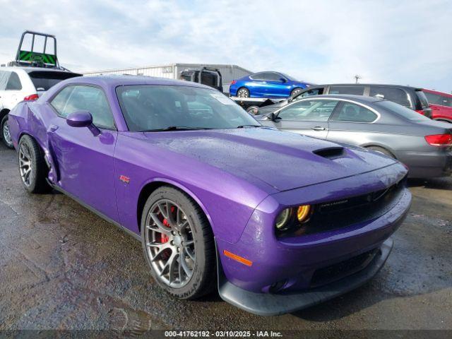  Salvage Dodge Challenger