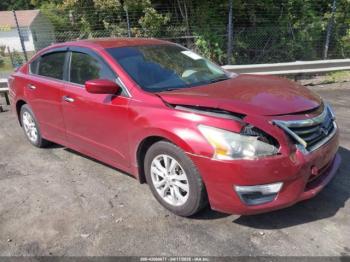  Salvage Nissan Altima