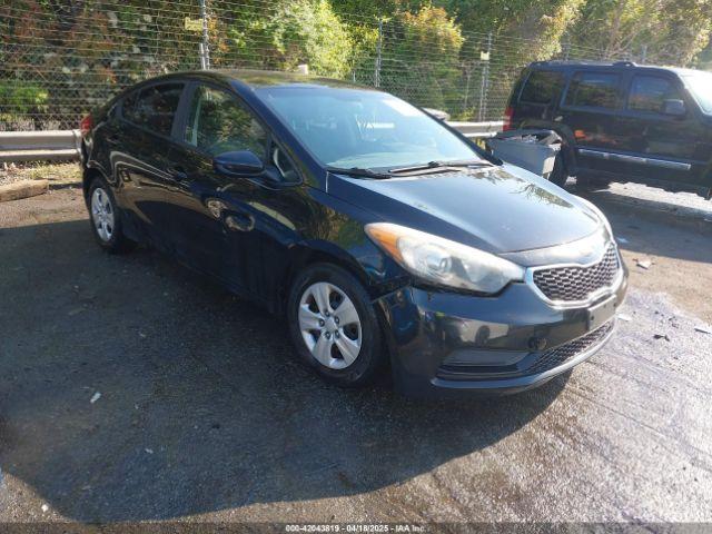  Salvage Kia Forte