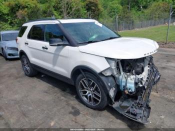  Salvage Ford Explorer