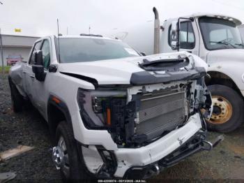  Salvage General Motors Sierra 3500HD