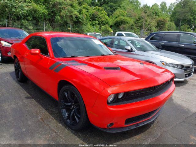  Salvage Dodge Challenger