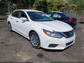  Salvage Nissan Altima