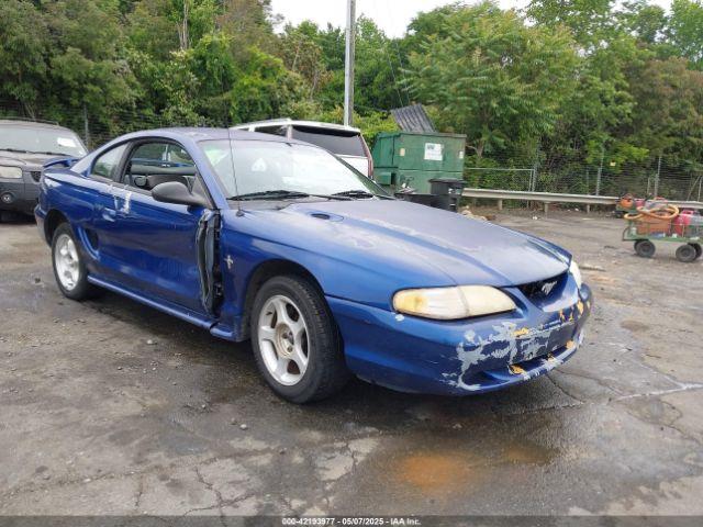  Salvage Ford Mustang