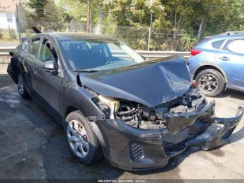  Salvage Mazda Mazda3