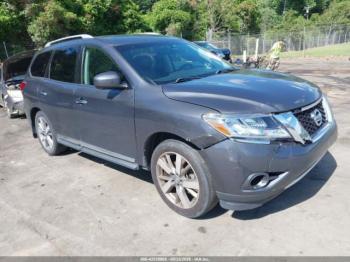  Salvage Nissan Pathfinder
