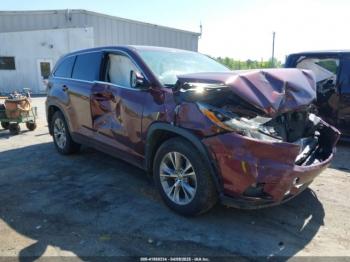  Salvage Toyota Highlander