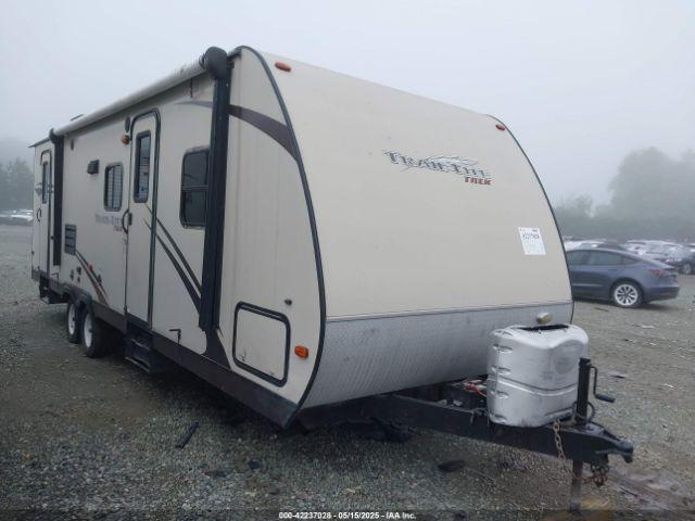 Salvage Travel Lite Trek 272bh