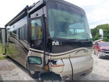  Salvage Freightliner Chassis