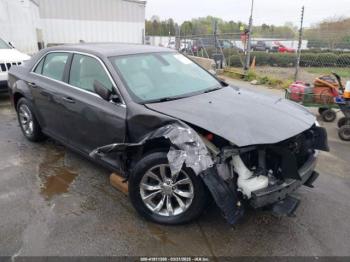  Salvage Chrysler 300