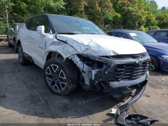  Salvage Chevrolet Blazer