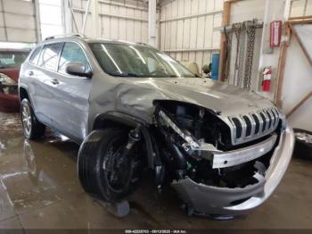  Salvage Jeep Cherokee