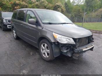  Salvage Volkswagen Routan