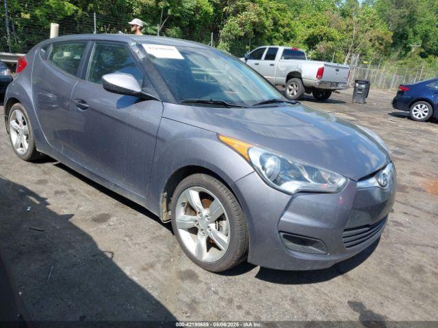  Salvage Hyundai VELOSTER