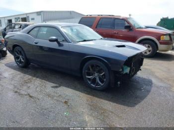  Salvage Dodge Challenger