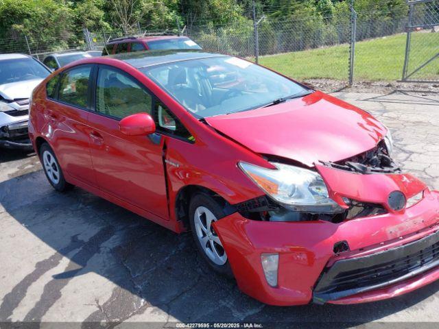  Salvage Toyota Prius