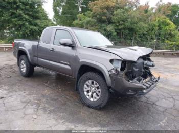  Salvage Toyota Tacoma