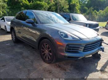  Salvage Porsche Cayenne