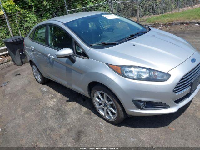  Salvage Ford Fiesta