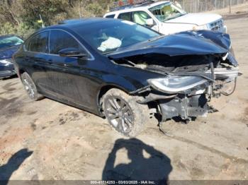  Salvage Chrysler 200