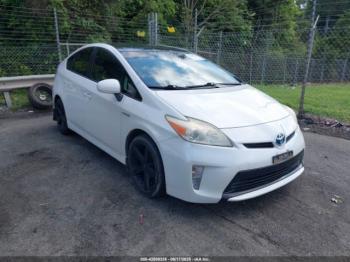  Salvage Toyota Prius