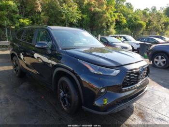  Salvage Toyota Highlander