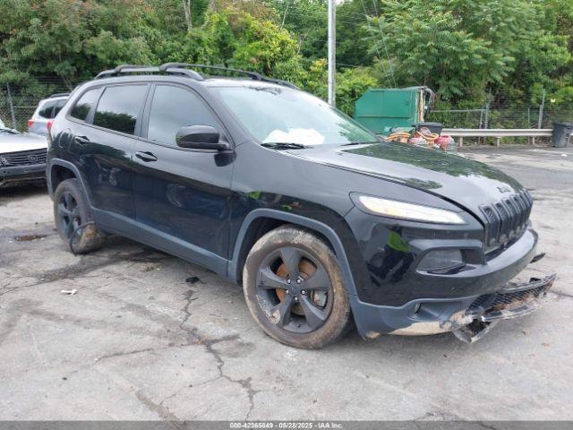  Salvage Jeep Cherokee