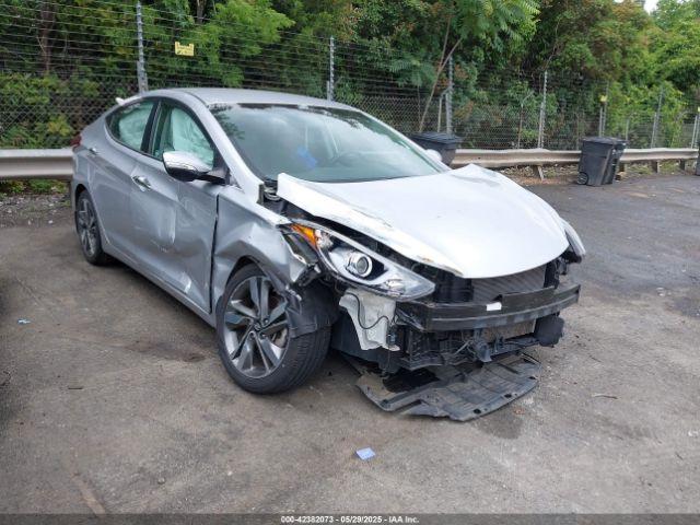  Salvage Hyundai ELANTRA