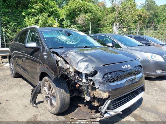  Salvage Kia Niro
