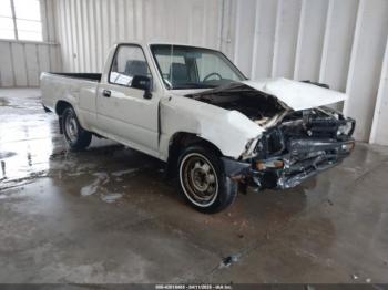  Salvage Toyota Pickup