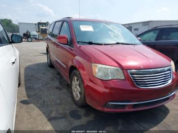  Salvage Chrysler Town & Country