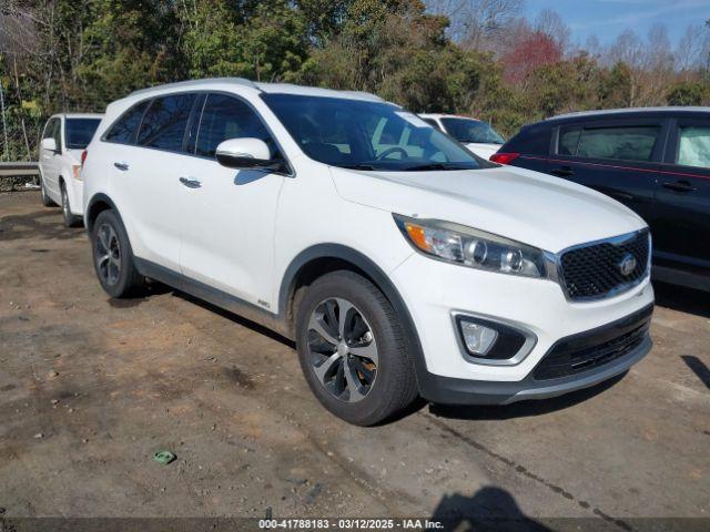  Salvage Kia Sorento