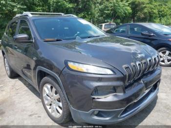  Salvage Jeep Cherokee
