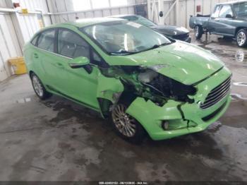 Salvage Ford Fiesta