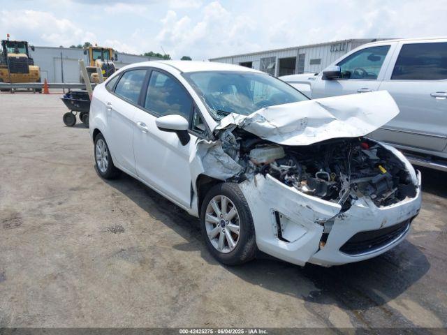  Salvage Ford Fiesta