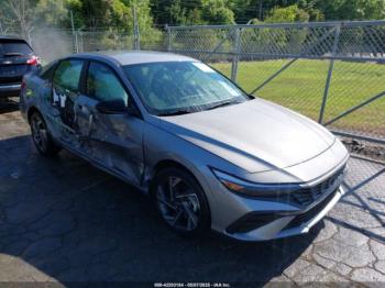  Salvage Hyundai ELANTRA