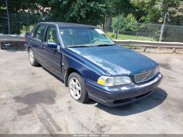  Salvage Volvo S70
