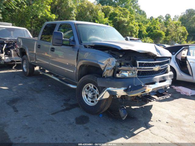  Salvage Chevrolet Silverado 2500