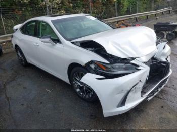  Salvage Lexus Es