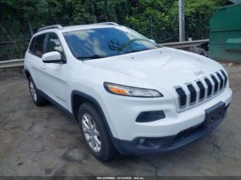  Salvage Jeep Cherokee