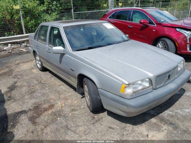  Salvage Volvo 850