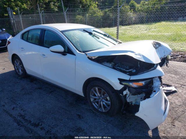  Salvage Mazda Mazda3