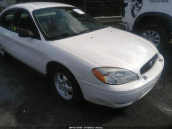  Salvage Ford Taurus